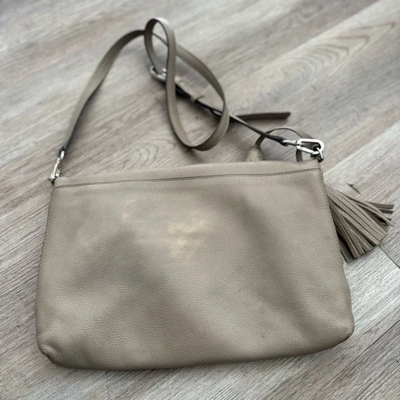 Tory Burch Thea Fold-Over Beige Pebbled Leather Crossbody Bag - Picture 3 of 8